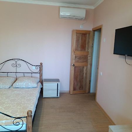 Inzhir Guest House New Athos Exterior photo