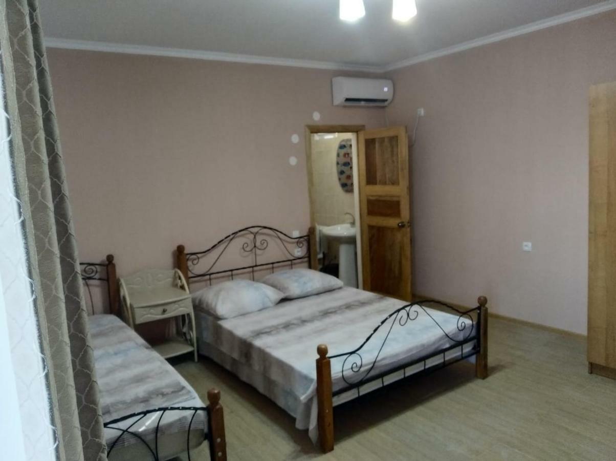 Inzhir Guest House New Athos Exterior photo