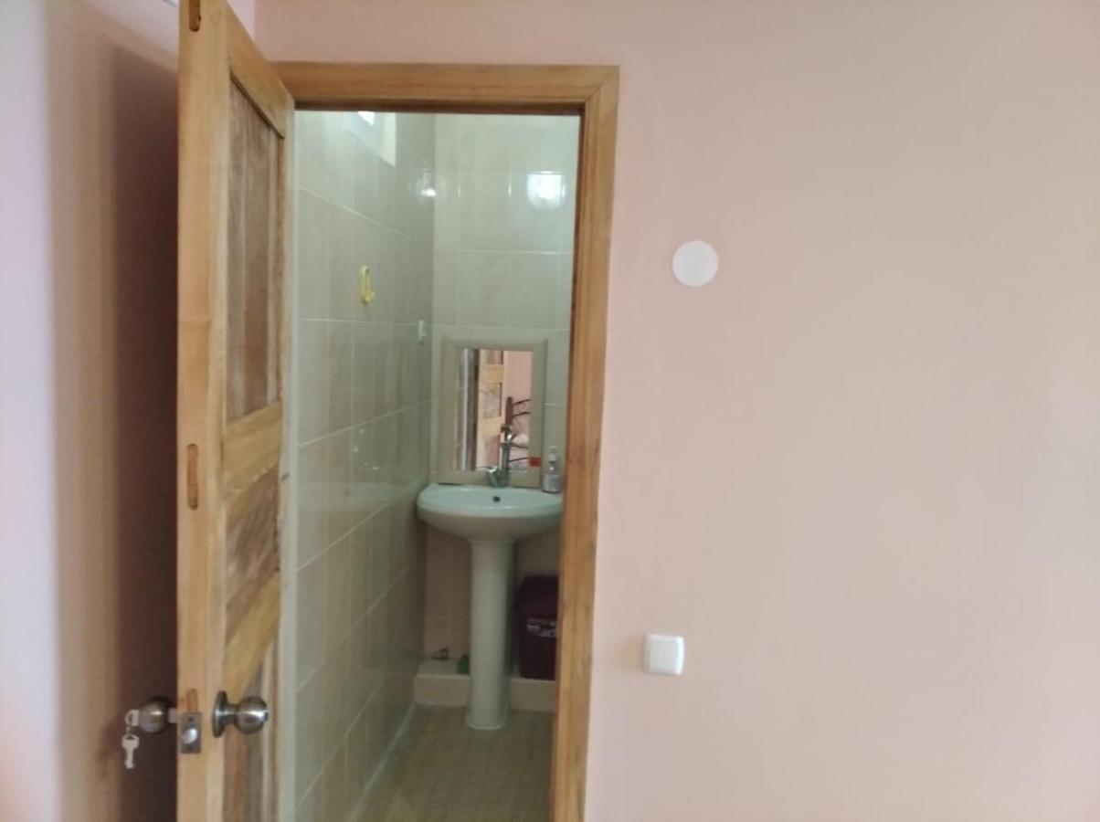Inzhir Guest House New Athos Exterior photo